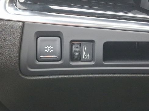 Certified 2023 Cadillac XT6 Sport image 25