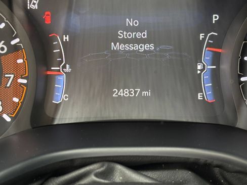 Used 2025 Jeep Compass Limited AWD/4WD image 35