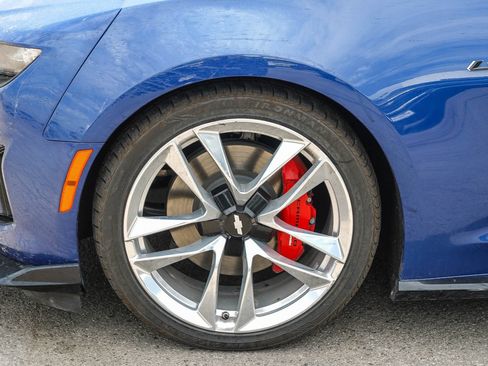Used 2023 Chevrolet Camaro LT w/ RS Package RWD image 11