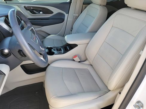 Used 2022 GMC Terrain Denali image 12