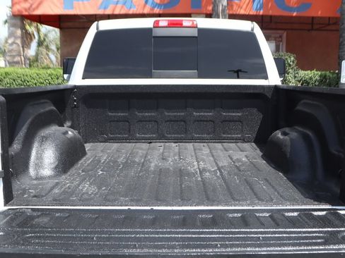 Used 2018 RAM 2500 SLT AWD/4WD image 8