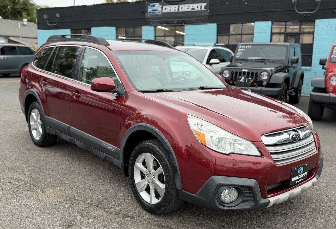 Used 2014 Subaru Outback 2.5i Limited AWD/4WD image 1