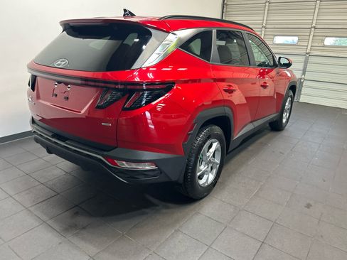 Used 2023 Hyundai Tucson SEL AWD/4WD image 3