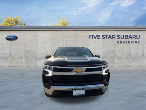 Used 2023 Chevrolet Silverado 1500 LT AWD/4WD image 3