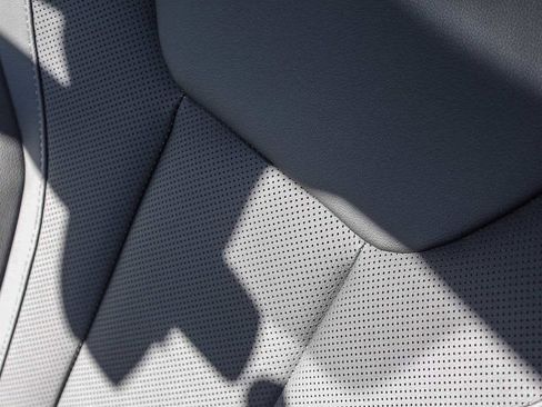 New 2026 BMW 330i Sedan w/ M Sport Package image 31