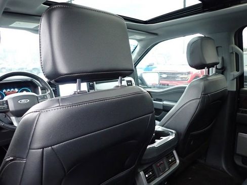 Used 2022 Ford F150 Lariat w/ Equipment Group 502A High image 19