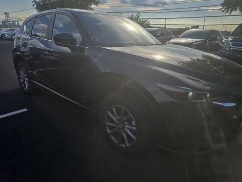 Used 2025 MAZDA CX-5 AWD 2.5 S w/ Preferred Package image 3