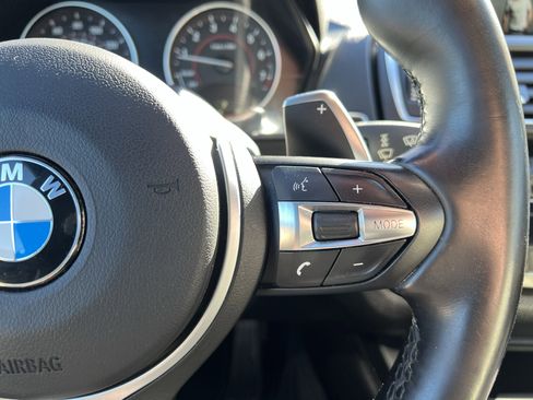 Used 2016 BMW M235i Convertible image 20