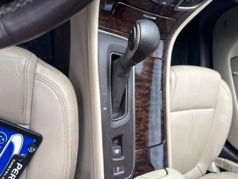 Used 2016 Buick LaCrosse Premium FWD image 22