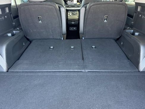 Used 2021 Hyundai Palisade Limited FWD image 19