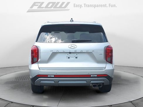 Certified 2025 Hyundai Palisade SEL image 6