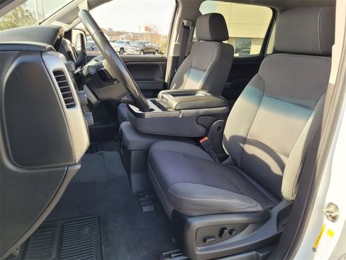 Used 2018 Chevrolet Silverado 1500 LT w/ All Star Edition image 5