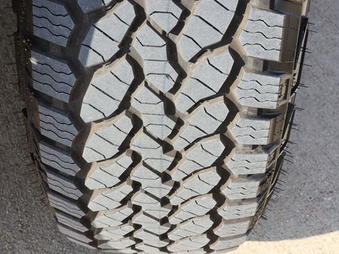 Used 2026 GMC Terrain AT4 w/ Convenience Package III image 15