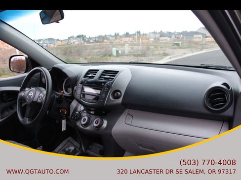 Used 2011 Toyota RAV4 4WD image 21