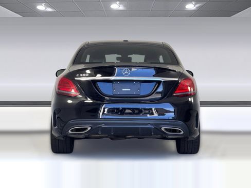 Used 2021 Mercedes-Benz C 300 Sedan image 9