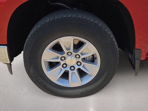 Used 2023 Chevrolet Silverado 1500 LT RWD image 10