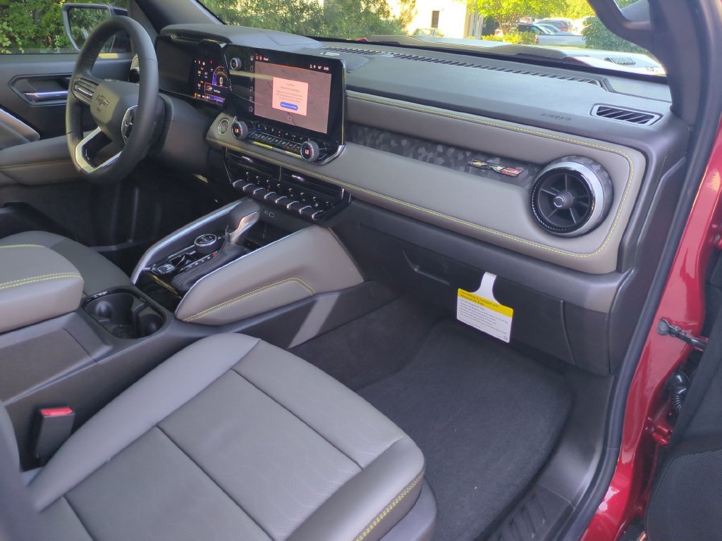 New 2026 Chevrolet Colorado ZR2 w/ Technology Package AWD/4WD image 39