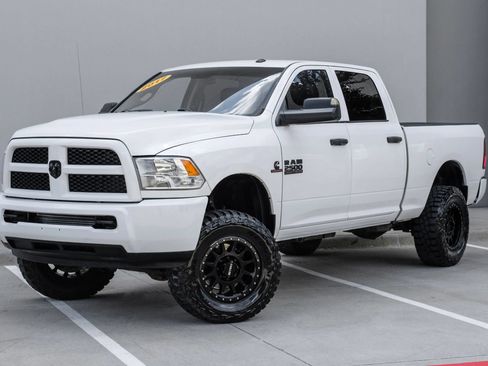 Used 2017 RAM 2500 Tradesman w/ Popular Equipment Group AWD/4WD image 6