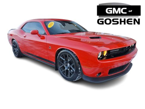 Used 2016 Dodge Challenger R/T Scat Pack w/ Leather Interior Group image 3