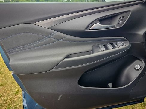 New 2026 Buick Envista Sport Touring w/ Convenience I Package FWD image 9