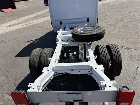 Used 2023 Mercedes-Benz Sprinter 3500 image 10