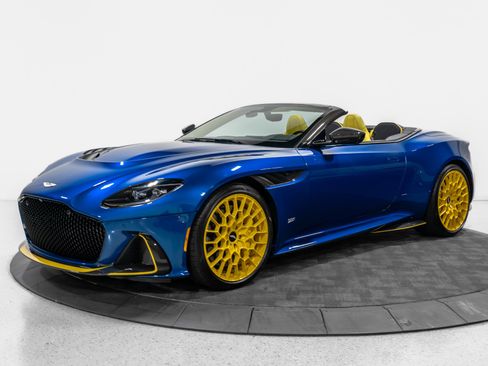 Used 2023 Aston Martin DBS Coupe RWD image 60