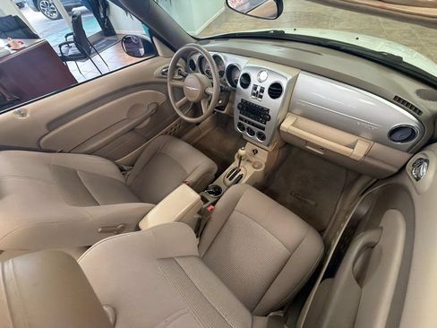 Used 2008 Chrysler PT Cruiser Convertible FWD image 14