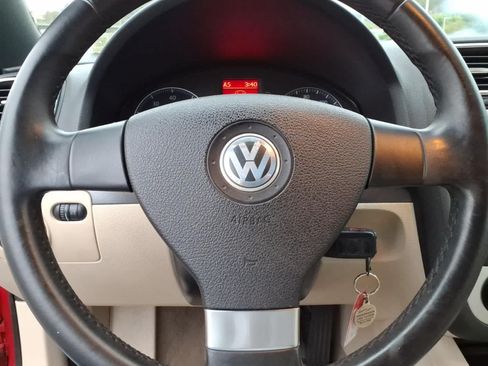 Used 2008 Volkswagen Eos 2.0T FWD image 20