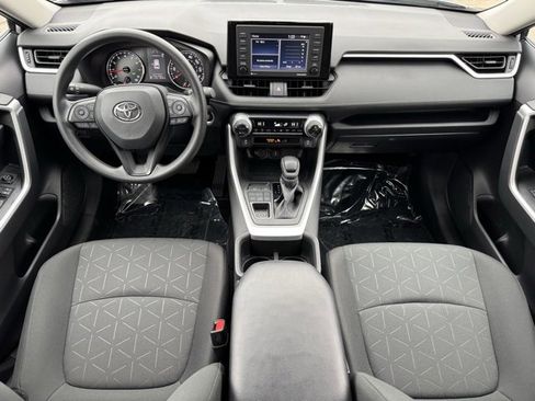 Certified 2022 Toyota RAV4 XLE image 9