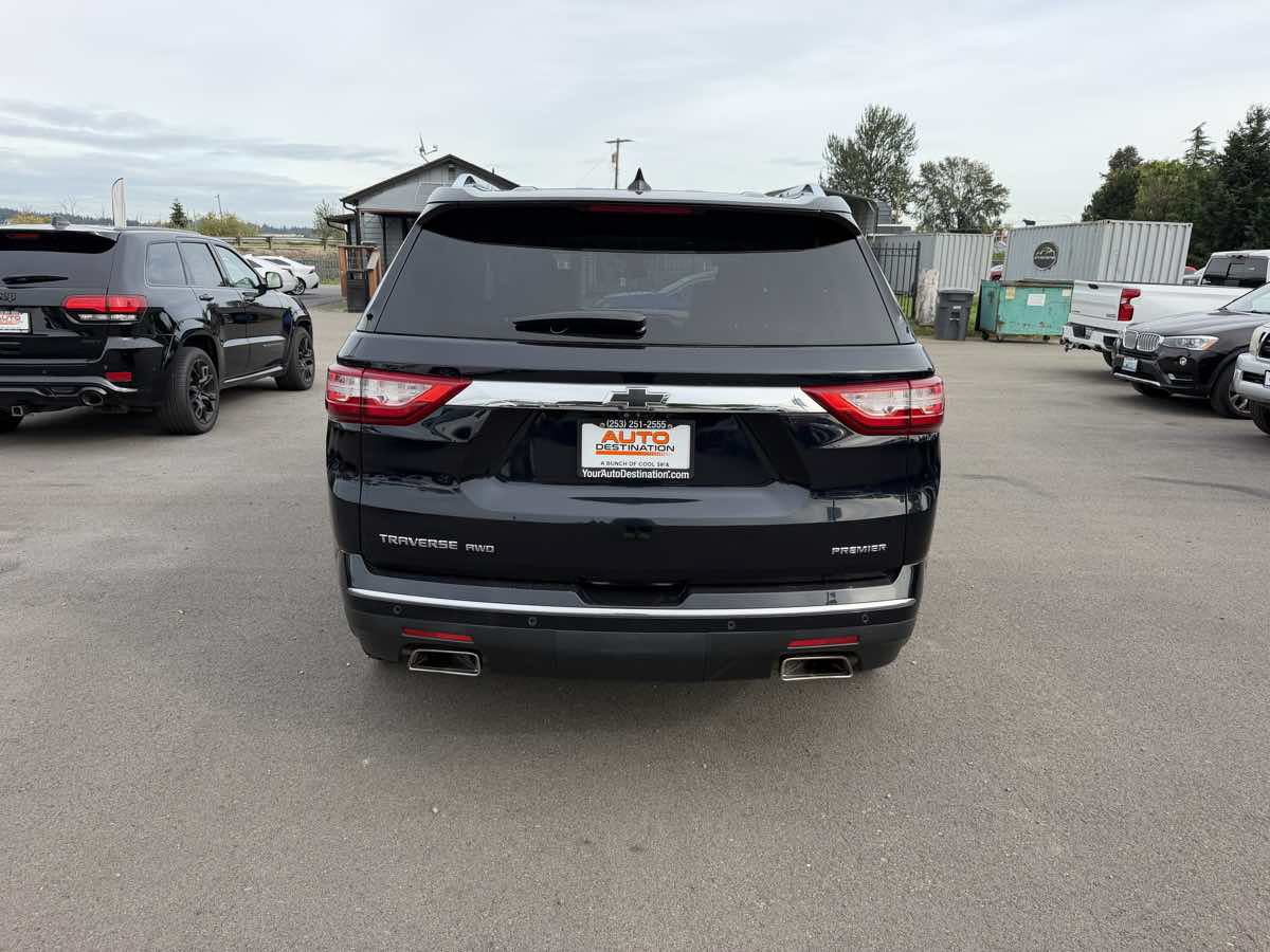 Used 2020 Chevrolet Traverse Premier w/ LPO, Midnight Edition AWD/4WD image 7