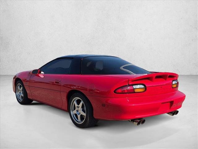 Used 2002 Chevrolet Camaro Z28 w/ SS Performance/Appearance Pkg RWD image 8