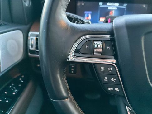 Used 2023 Lincoln Navigator Reserve image 13