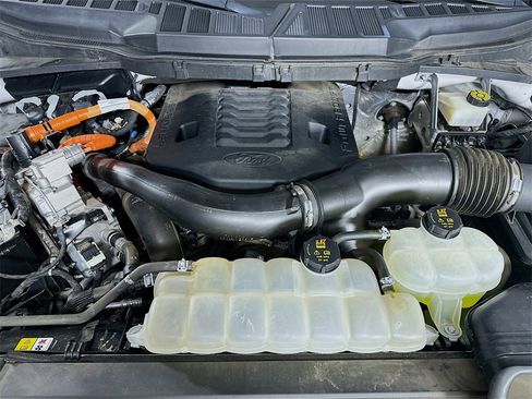 Used 2022 Ford F150 XLT w/ Equipment Group 302A High image 32