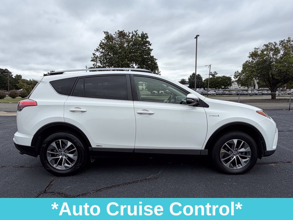 Used 2017 Toyota RAV4 XLE w/ All Weather Liner Package AWD/4WD image 11