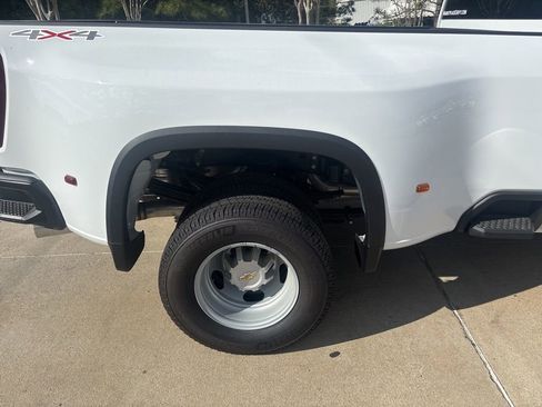 New 2026 Chevrolet Silverado 3500 W/T AWD/4WD image 10