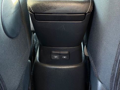 Certified 2025 Nissan Kicks Play S FWD image 13