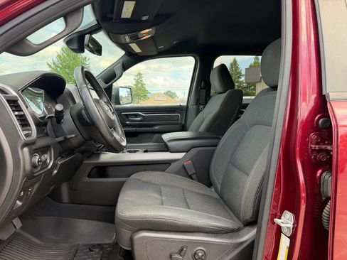 Used 2019 RAM 1500 Big Horn AWD/4WD image 10