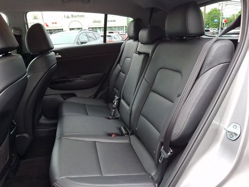 Used 2020 Kia Sportage EX AWD/4WD image 9