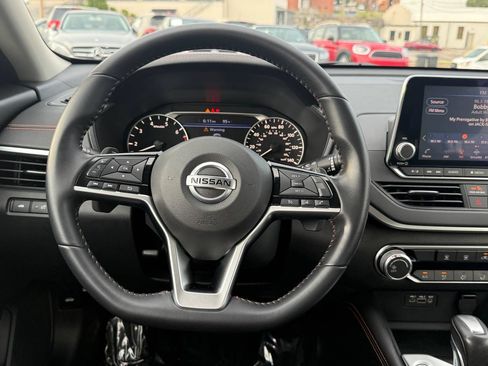 Used 2020 Nissan Altima 2.5 SR FWD image 43