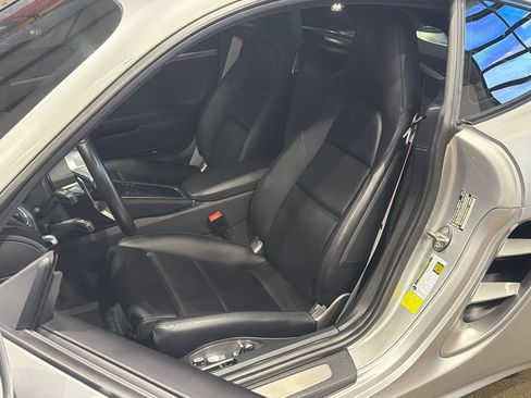Used 2024 Porsche 718 Cayman RWD image 55