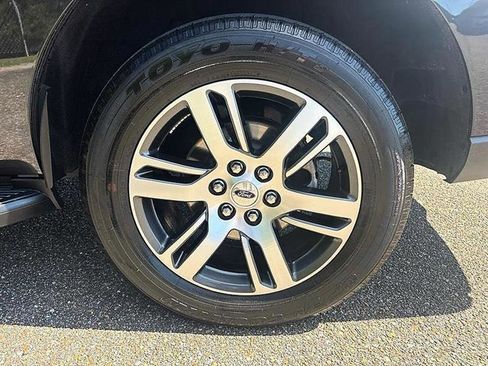 Used 2024 Ford Expedition XLT RWD image 60