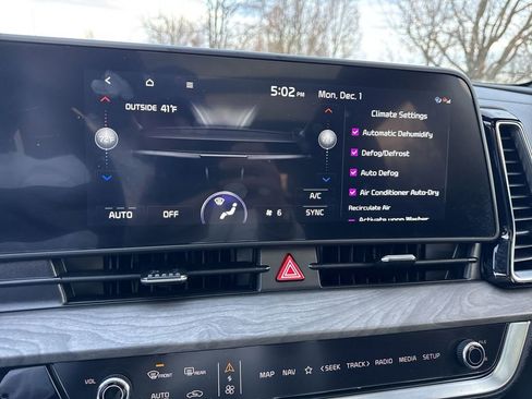 Used 2025 Kia Sportage X-Line w/ Premium Package image 19