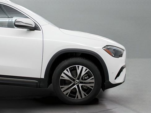 Used 2026 Mercedes-Benz GLA 250 image 32