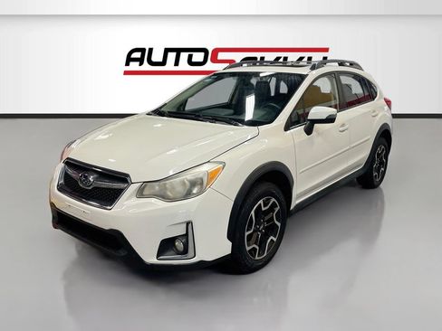 Used 2017 Subaru Crosstrek 2.0i Limited AWD/4WD image 3