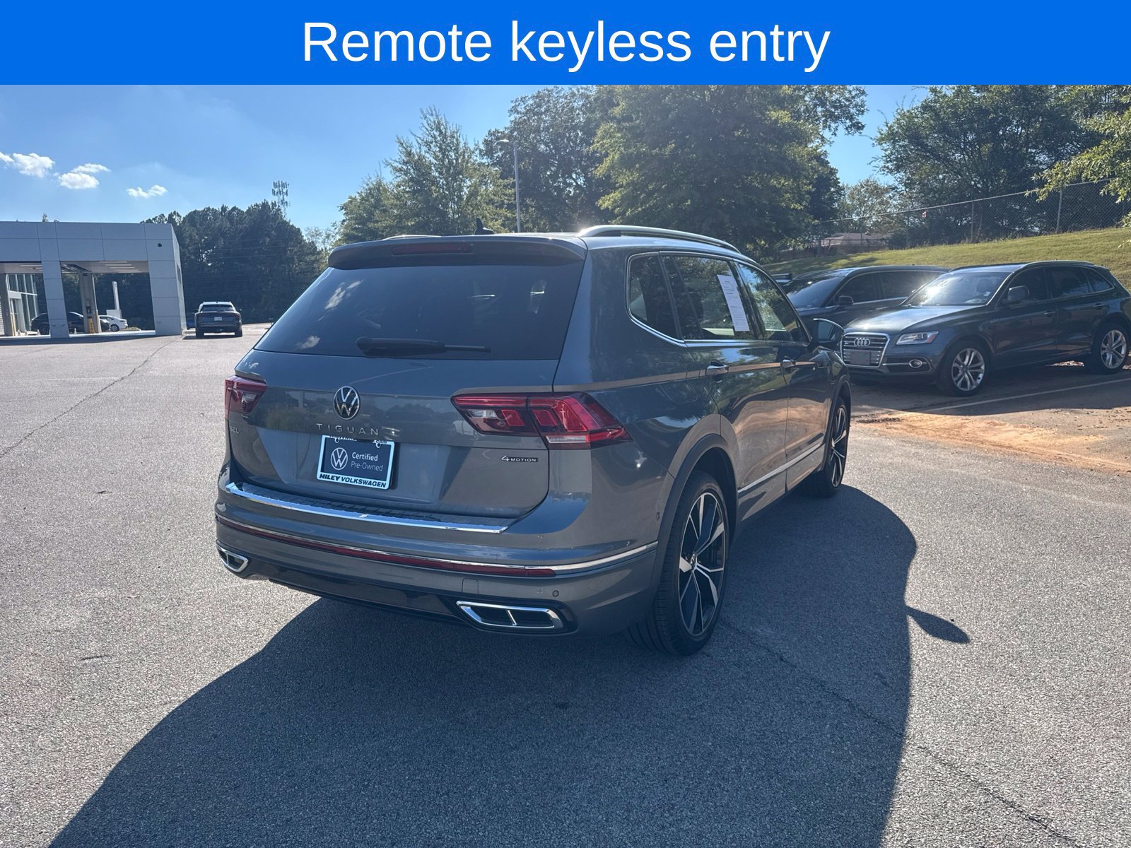 Certified 2024 Volkswagen Tiguan SEL R-Line AWD/4WD image 6