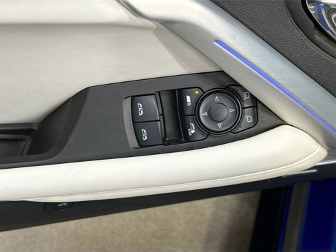 Used 2016 Chevrolet Camaro SS image 18