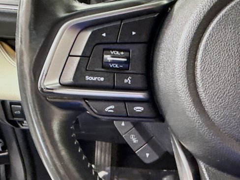 Used 2022 Subaru Ascent Touring AWD/4WD image 14