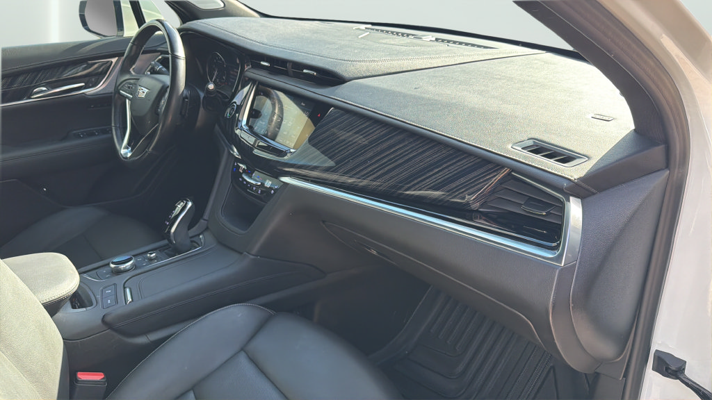 Used 2024 Cadillac XT6 Premium Luxury FWD image 27