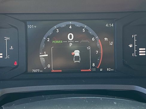 Used 2025 Toyota Tacoma SR5 image 8