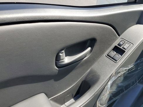 New 2026 Nissan Frontier S image 11